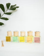 Load image into Gallery viewer, AmLou Living Reed Diffuser-Golden Santal
