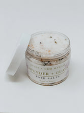 Load image into Gallery viewer, Jules &amp; Gem Guava Nectar + Lavender Bath Salts
