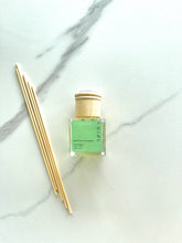 Load image into Gallery viewer, Amlou Living Reed Diffuser-Green Tea &amp; Lemongrass
